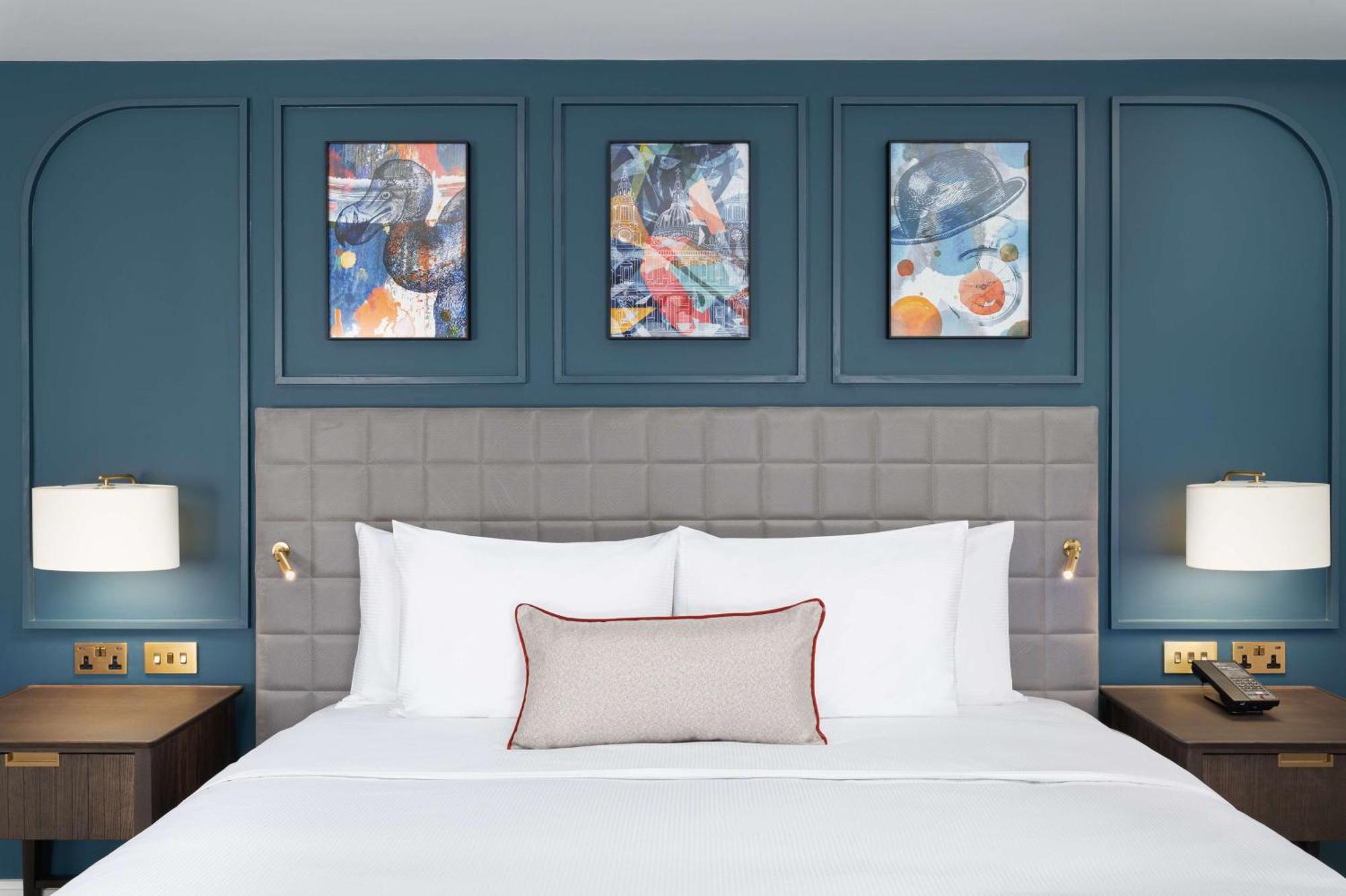 Lost Property St Pauls London, Curio Collection By Hilton Экстерьер фото