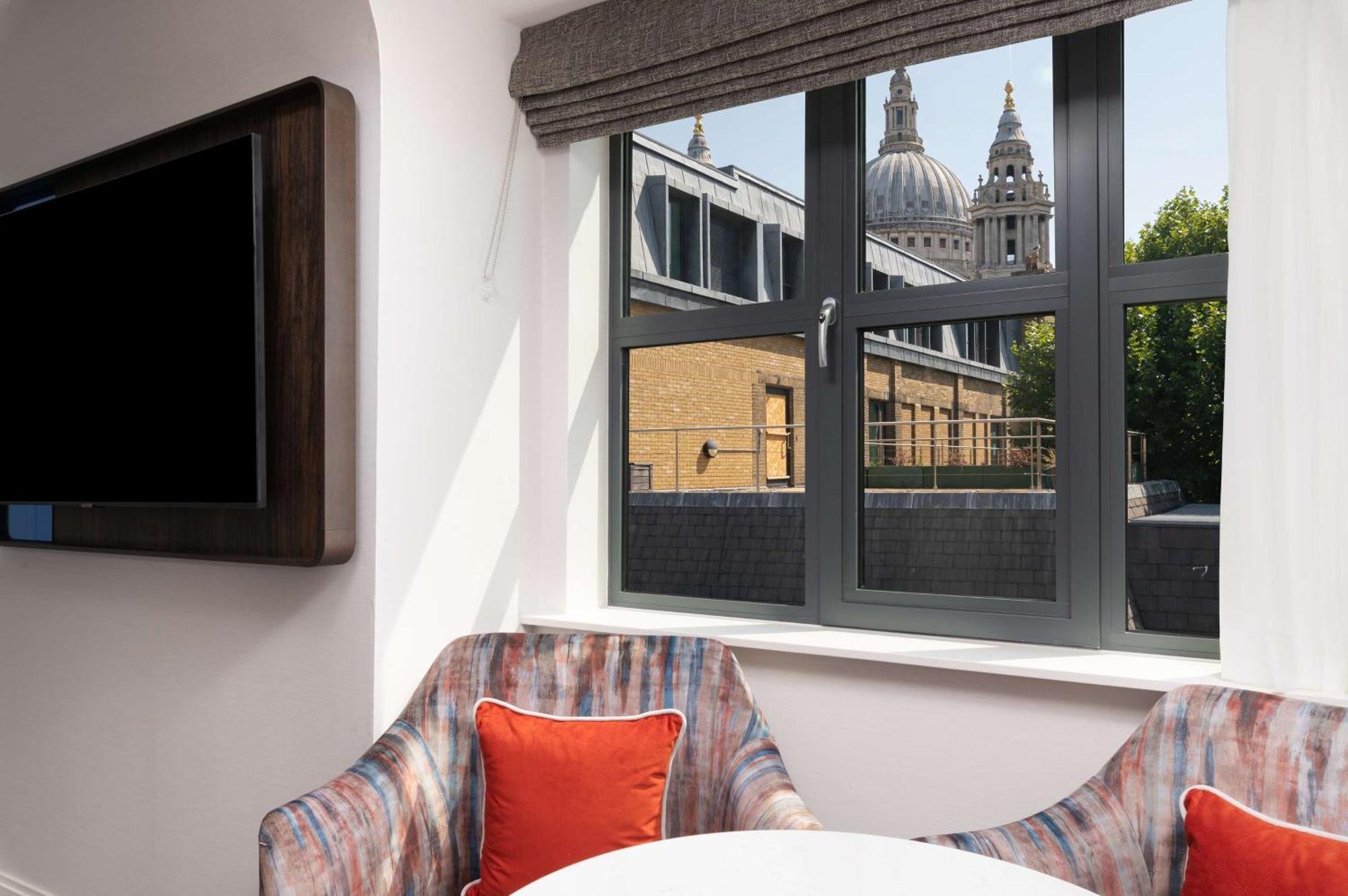 Lost Property St Pauls London, Curio Collection By Hilton Экстерьер фото