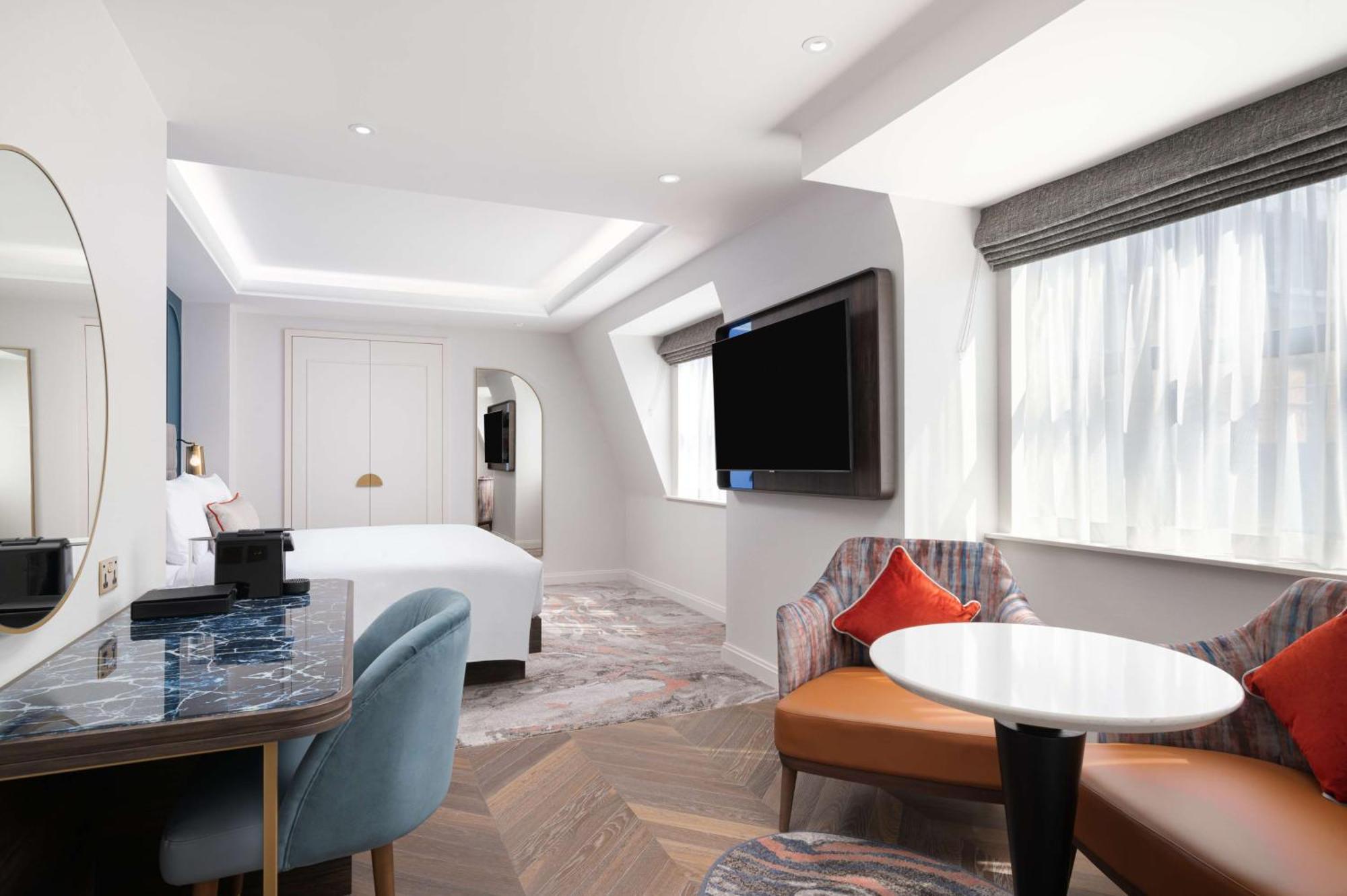 Lost Property St Pauls London, Curio Collection By Hilton Экстерьер фото
