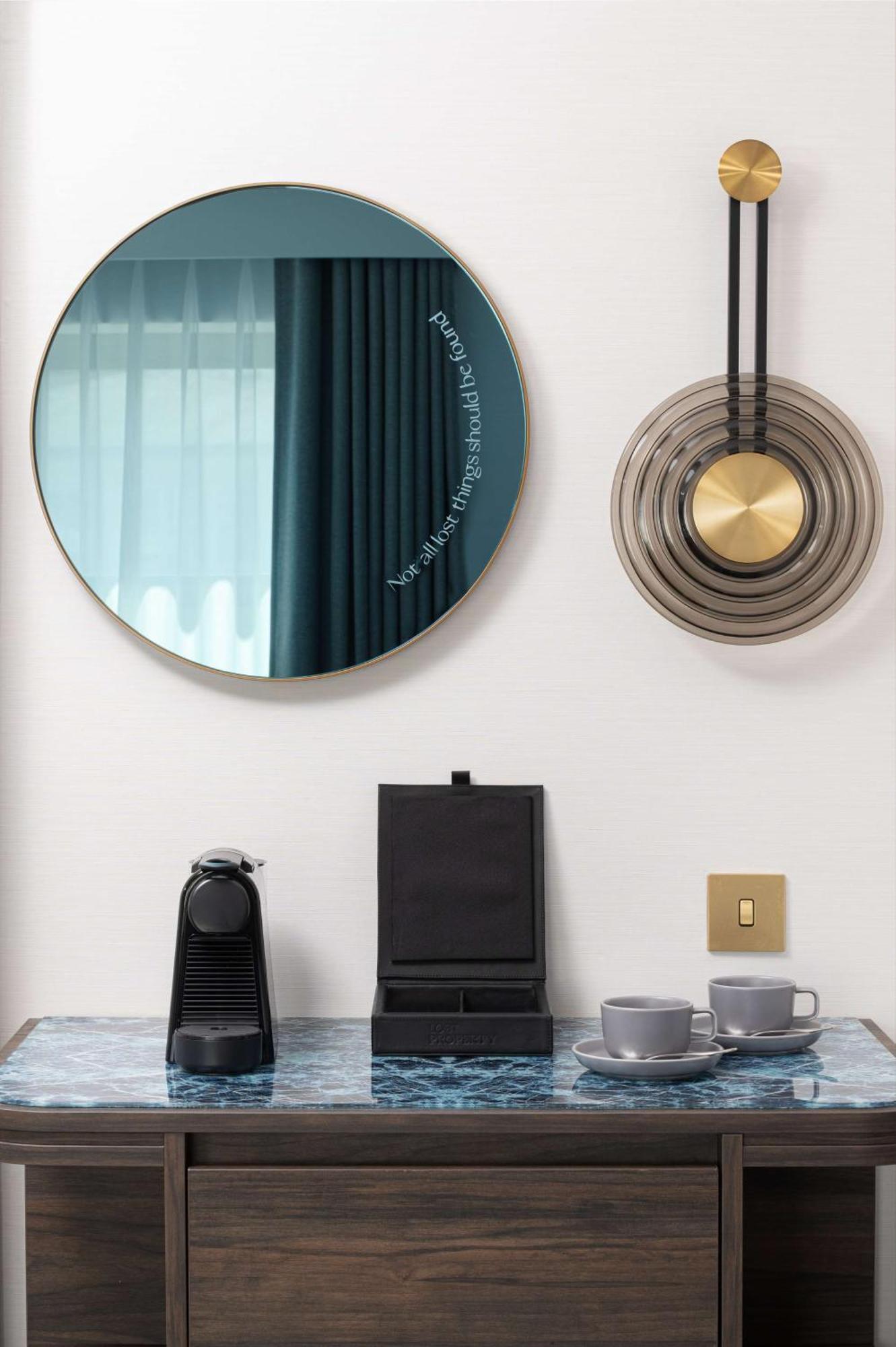Lost Property St Pauls London, Curio Collection By Hilton Экстерьер фото
