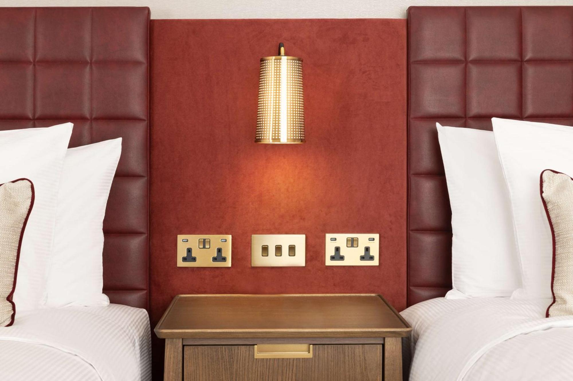 Lost Property St Pauls London, Curio Collection By Hilton Экстерьер фото